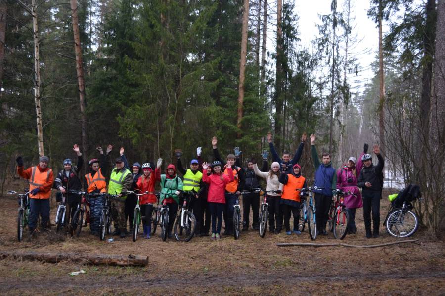 velo-cover-2016-04-10.jpg